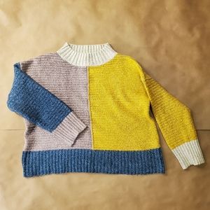 Soft colorblock knit sweater, size L